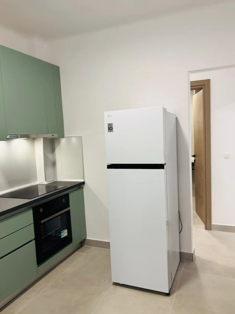 Rennovated private room in 2bedroom with 8m2 sunny patio, only for students — photo 3